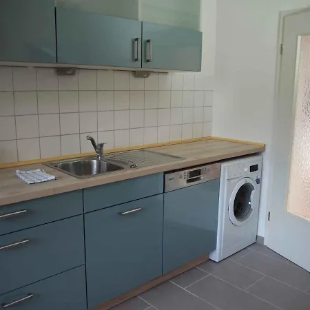 3-raum In Chemnitz, Ideal Fuer Monteure *