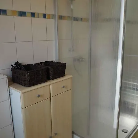 Apartment 3-raum In Chemnitz, Ideal Fuer Monteure