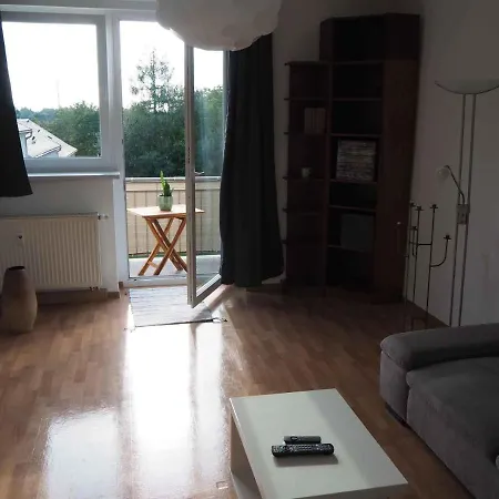 アパート 3-raum In Chemnitz, Ideal Fuer Monteure ケムニッツ